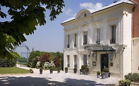 Hotel Pavillon Henri IV